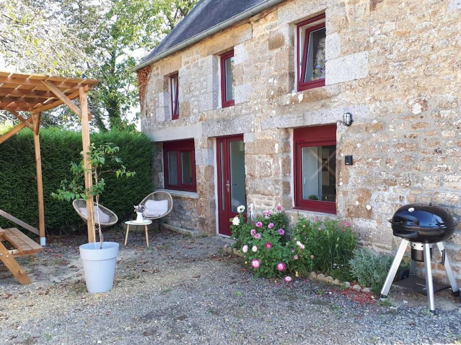 Le Gite De La Menuiserie Maisoncelles-la-Jourdan Ngoại thất bức ảnh