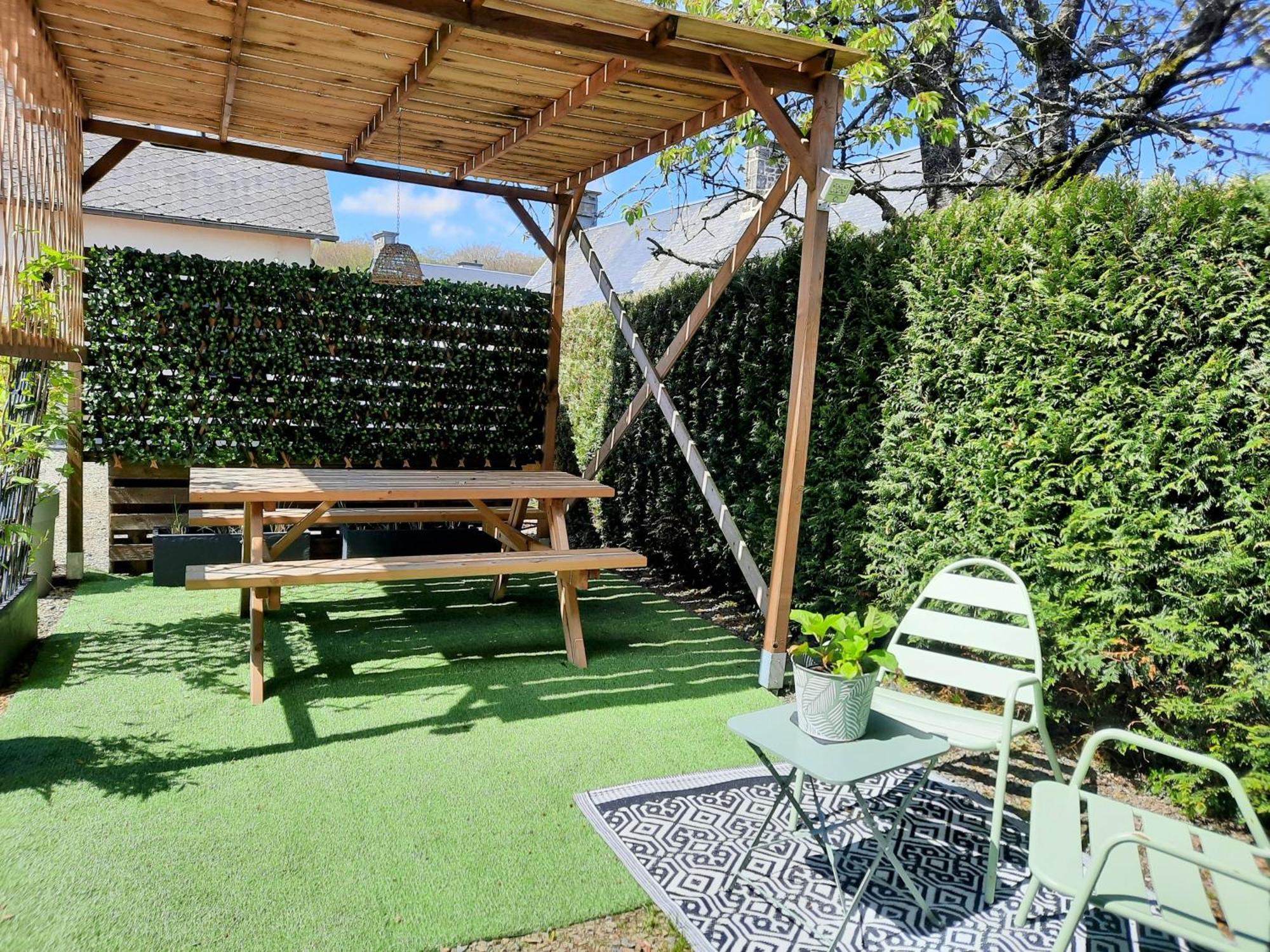 Le Gite De La Menuiserie Maisoncelles-la-Jourdan Ngoại thất bức ảnh
