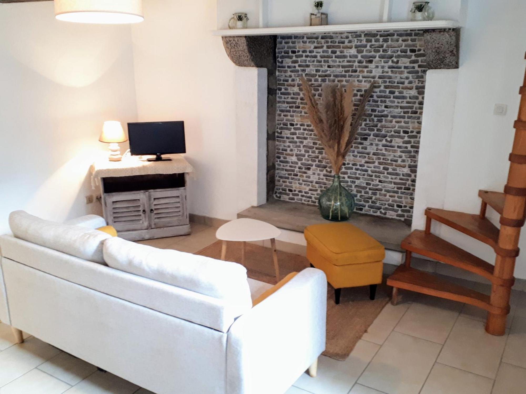 Le Gite De La Menuiserie Maisoncelles-la-Jourdan Ngoại thất bức ảnh